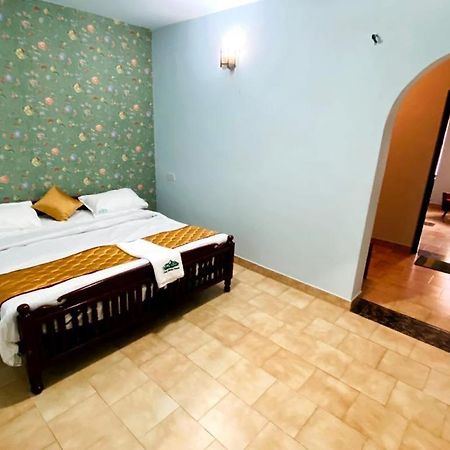 Hotel Bob Lesiure Udagamandalam Exterior foto