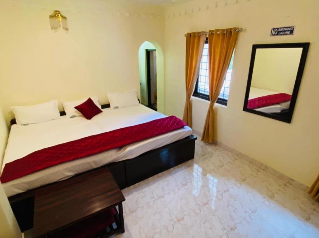 Hotel Bob Lesiure Udagamandalam Exterior foto
