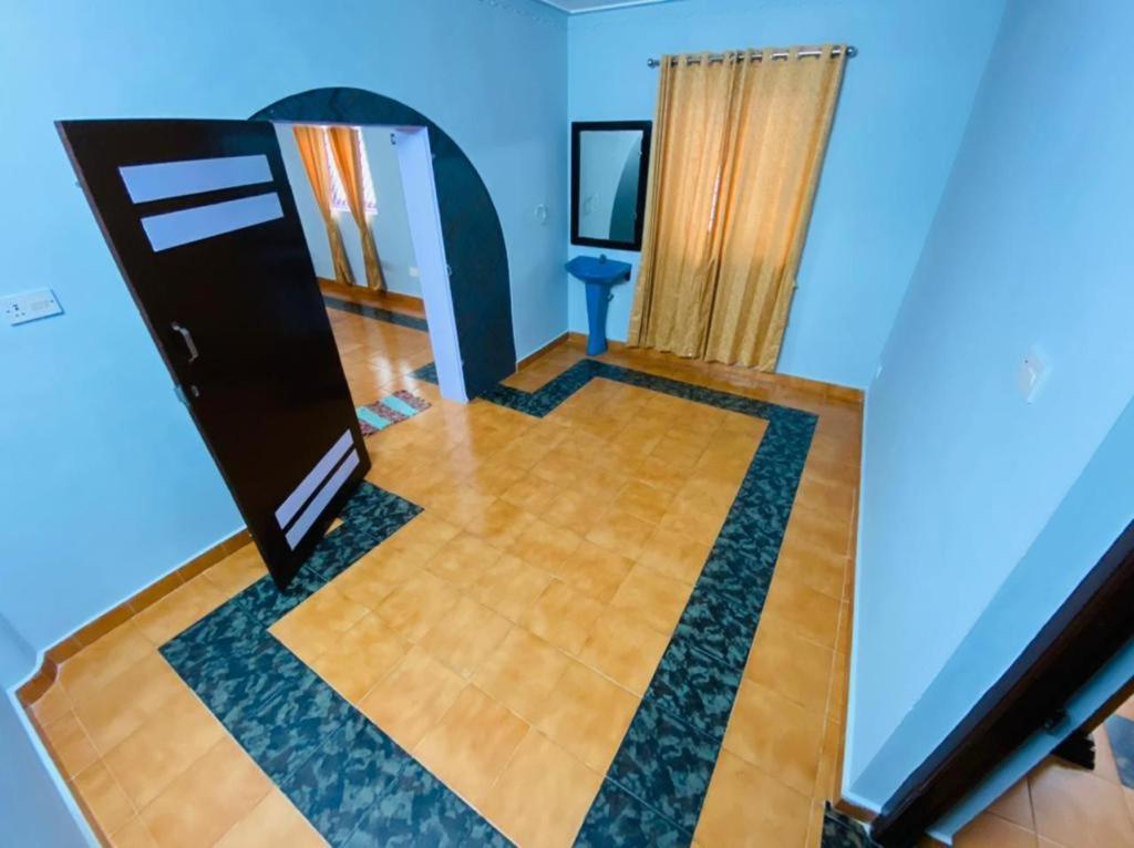 Hotel Bob Lesiure Udagamandalam Exterior foto